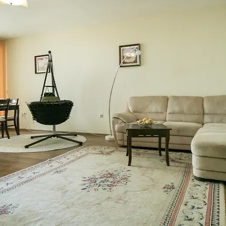Guest Trigor Apartment Saints Constantine and Helena